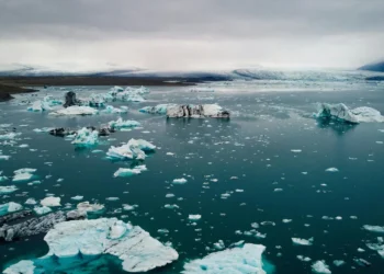 Structured ESG and climate data engagements delivered under defined scope and governance discipline. No certification. No generalist consulting.